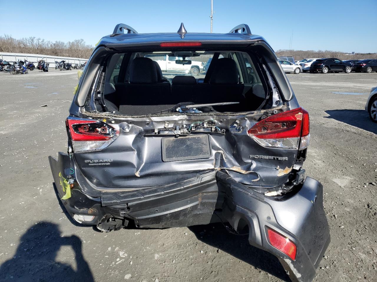 2023 SUBARU FORESTER LIMITED VIN:JF2SKAPC9PH434570