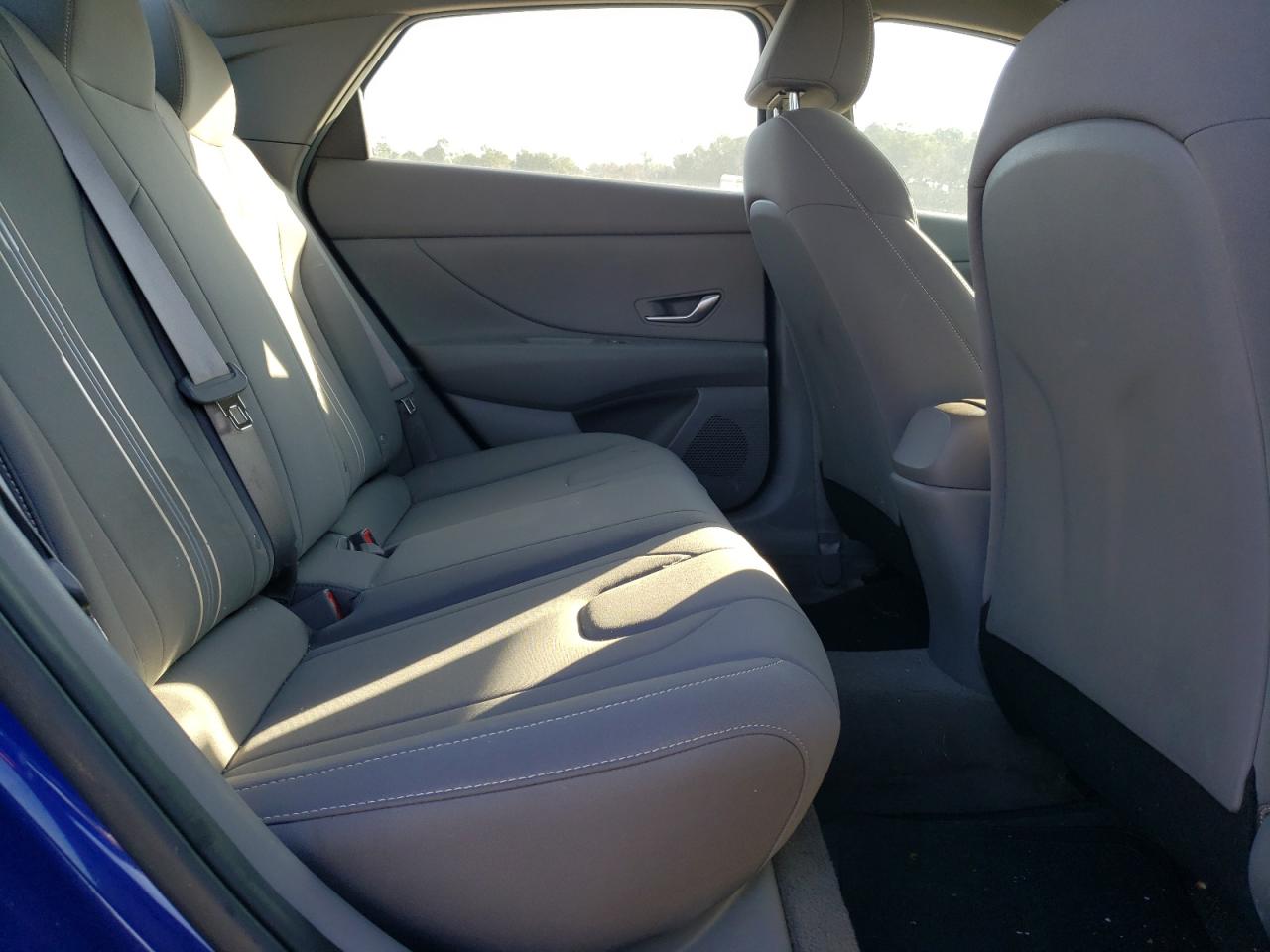 2022 HYUNDAI ELANTRA SEL VIN:KMHLM4AG4NU254973