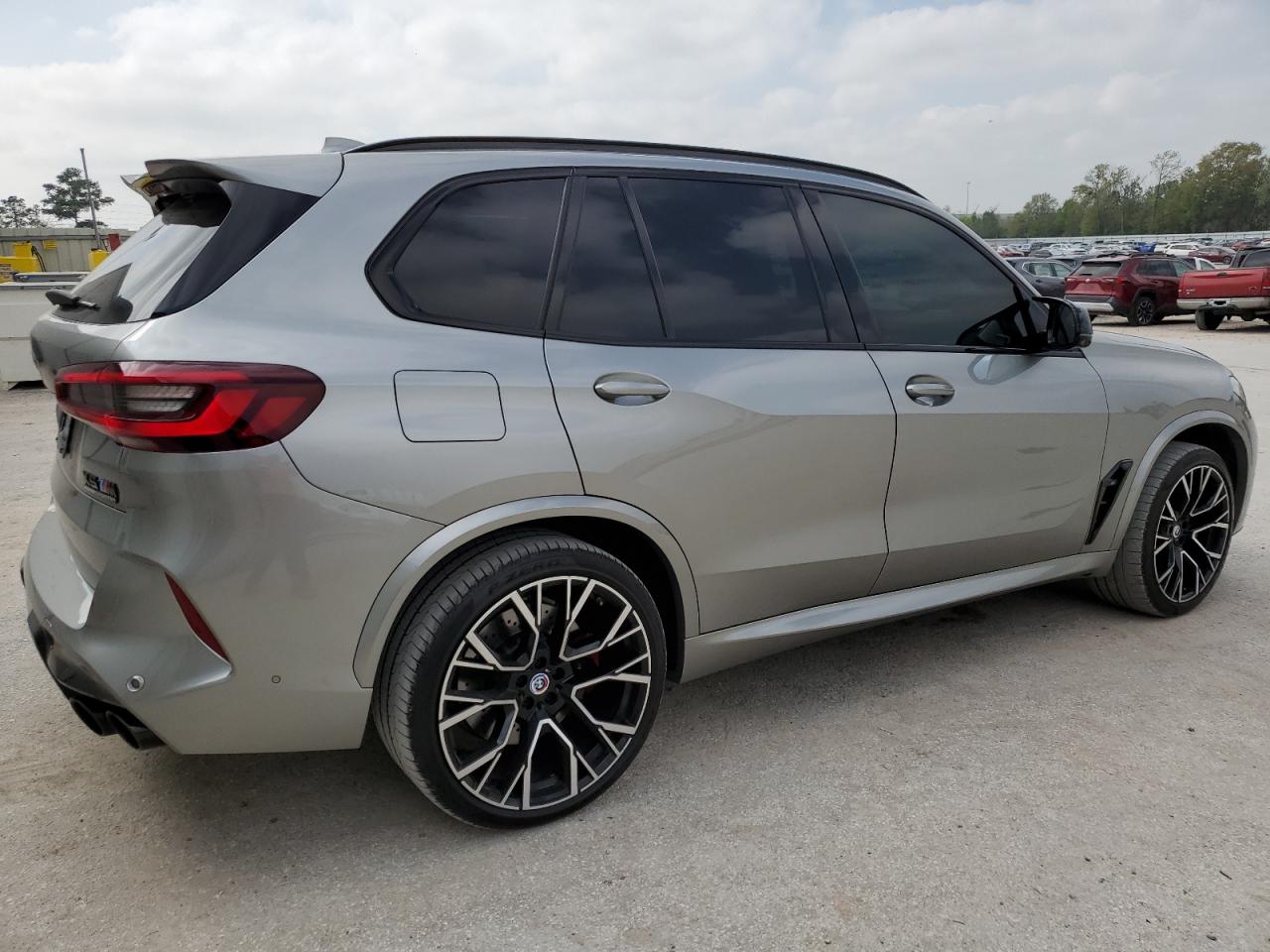 2022 BMW X5 M VIN:5YMJU0C02N9N00434