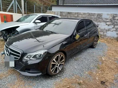 2015 Mercedes-Benz E 220 WDDHF0AB7FB163281 VIN:WDDHF0AB7FB163281