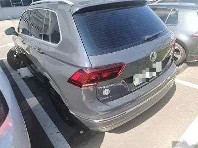 2020 Volkswagen Tiguan VIN: