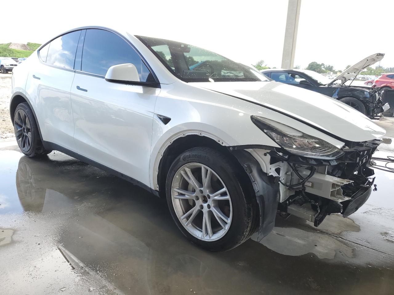 2023 TESLA MODEL Y  VIN:7SAYGDEE2PA053806