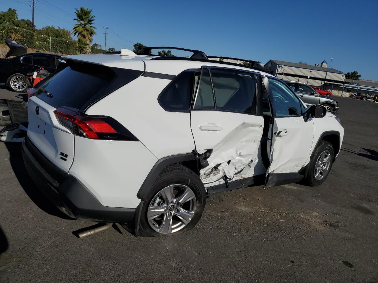 2024 TOYOTA RAV4 XLE VIN:2T3P1RFVXRW437967