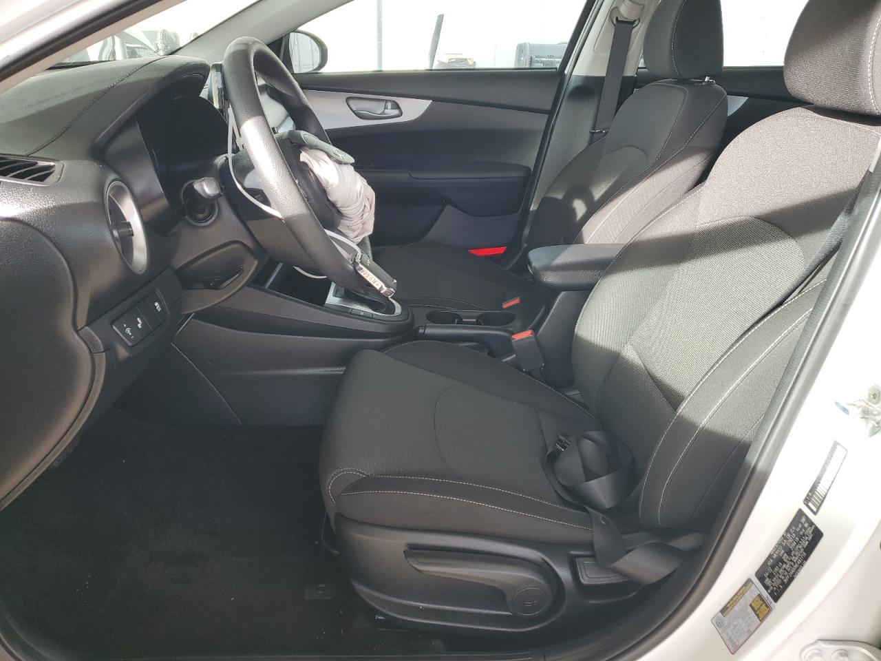 2022 KIA FORTE FE VIN:3KPF24AD0NE481718