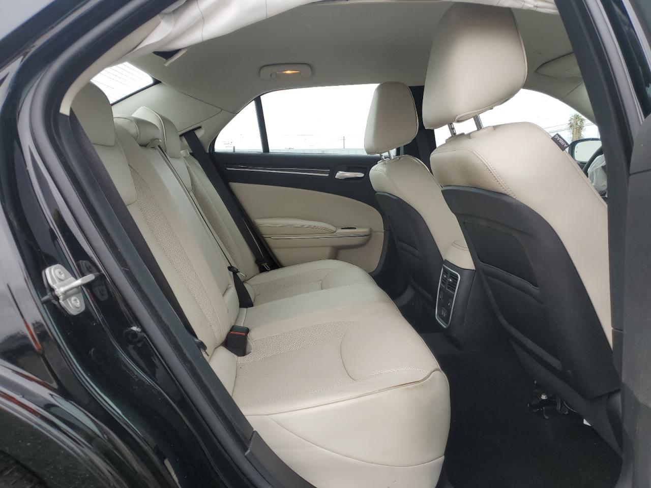 2023 CHRYSLER 300 TOURING L VIN:2C3CCADG8PH652666