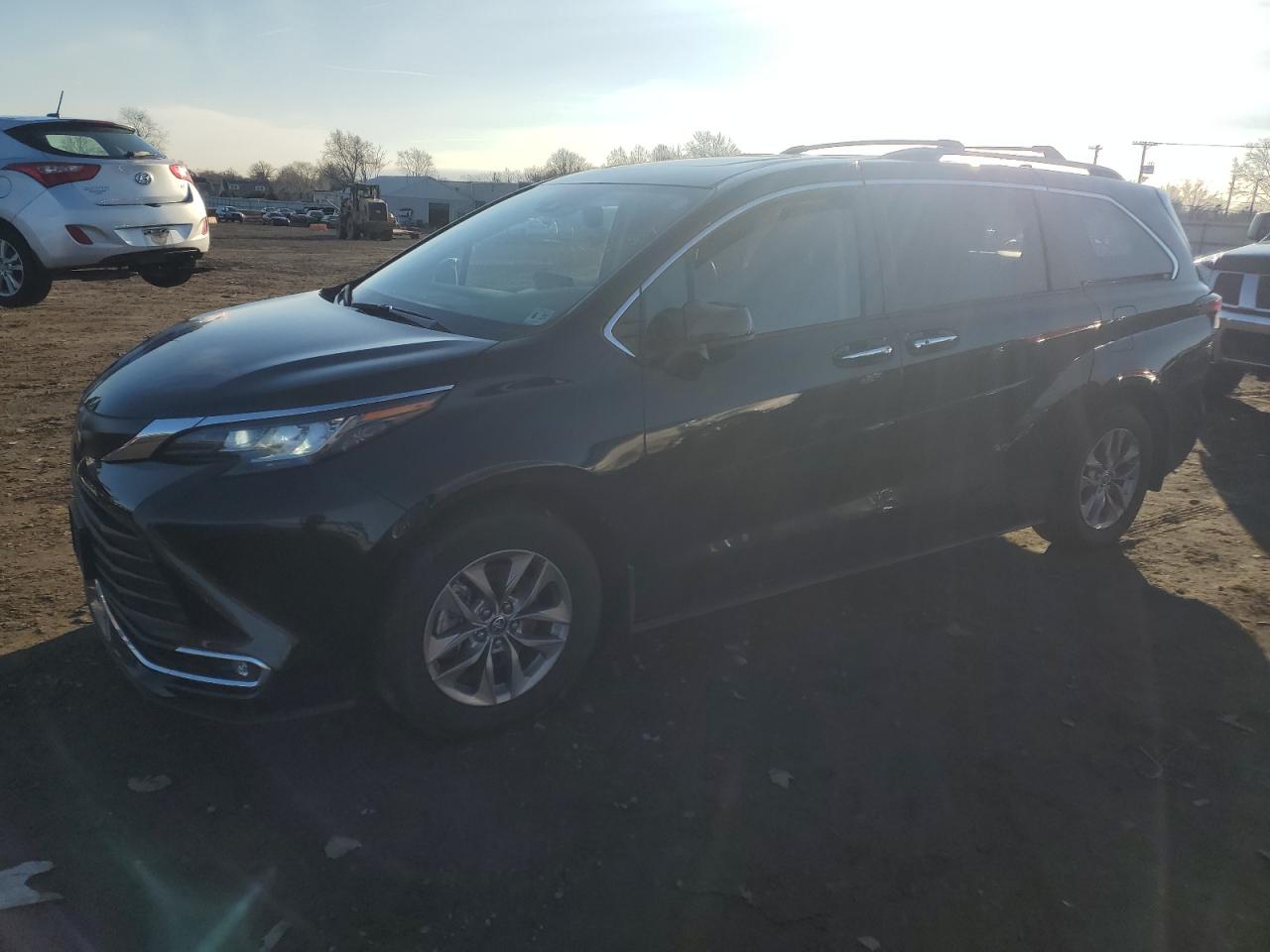 2022 TOYOTA SIENNA XLE VIN:5TDYSKFCXNS063802