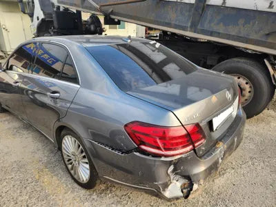 2015 Mercedes-Benz E 300 WDDHF5FB9GB221611 VIN:WDDHF5FB9GB221611