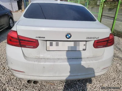 2017 BMW 320 WBA8C9104HA000938 VIN:WBA8C9104HA000938