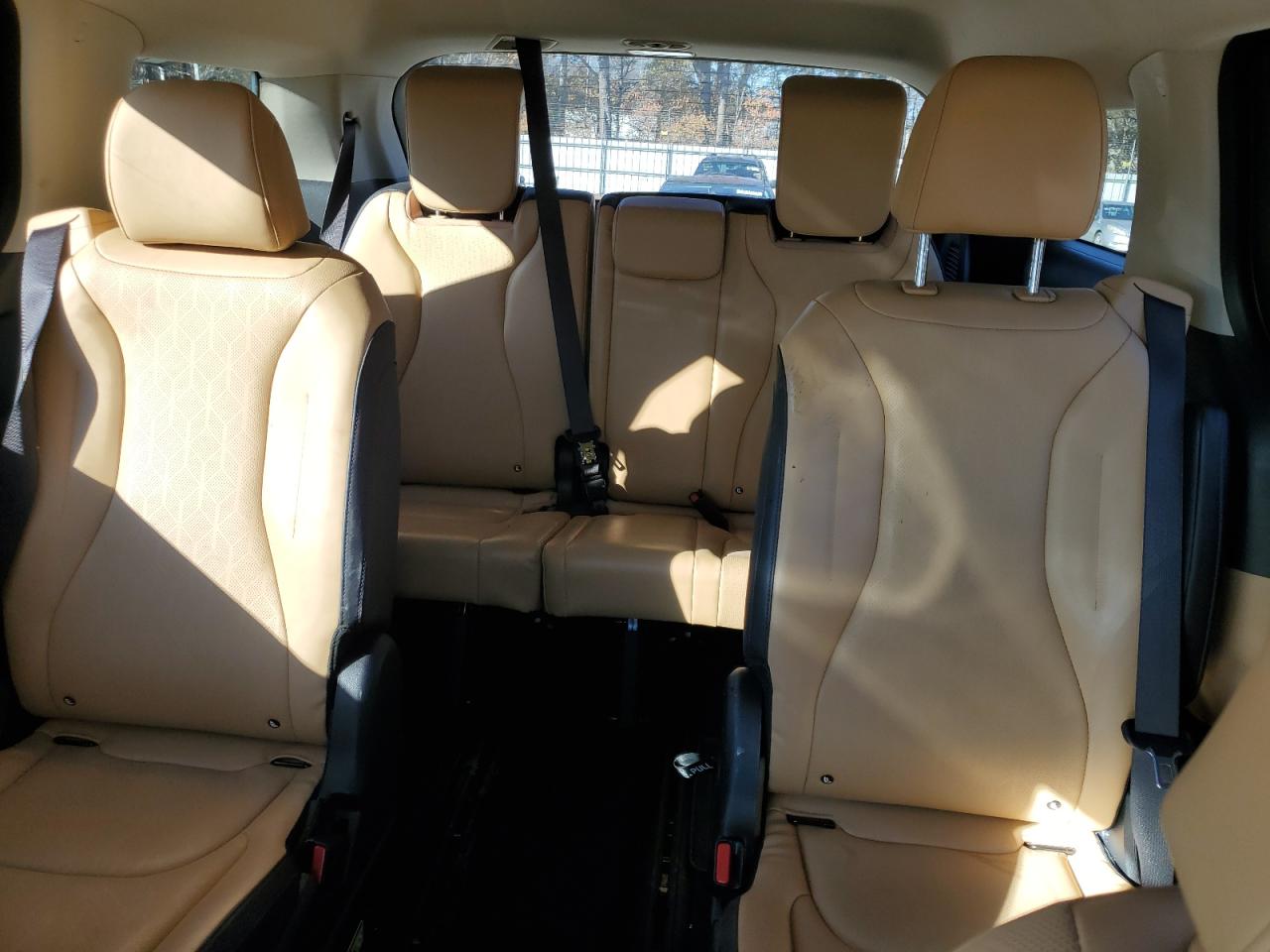 2024 KIA CARNIVAL LX VIN:KNDNB4H32R6384556