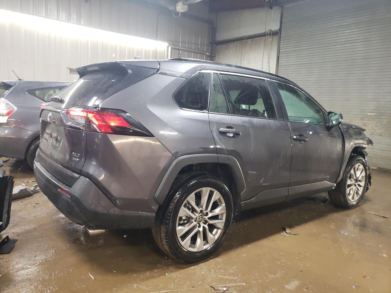 2024 TOYOTA RAV4 XLE PREMIUM VIN:2T3A1RFV0RC436625