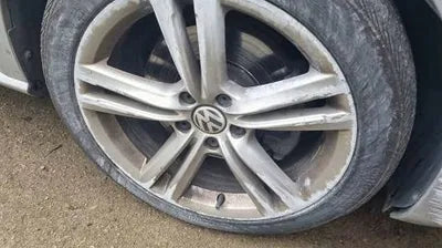 2015 Volkswagen Passat 1VWZZZA3ZFC052055 VIN:1VWZZZA3ZFC052055