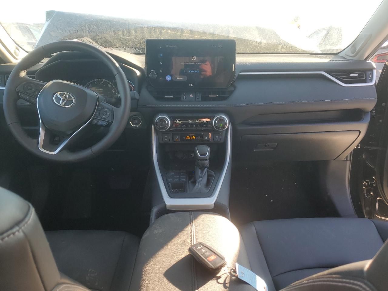 2024 TOYOTA RAV4 XLE PREMIUM VIN:2T3A1RFV9RC403879