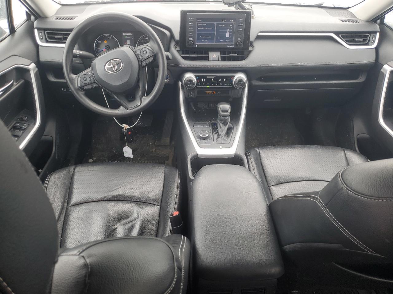 2022 TOYOTA RAV4 XLE VIN:4T3RWRFV8NU052704