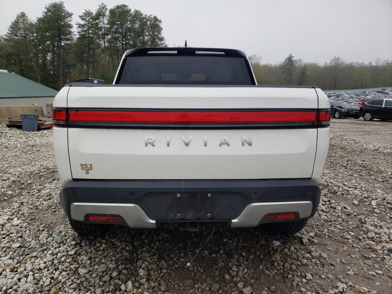 2022 RIVIAN R1T ADVENTURE VIN:7FCTGAAA9NN013419