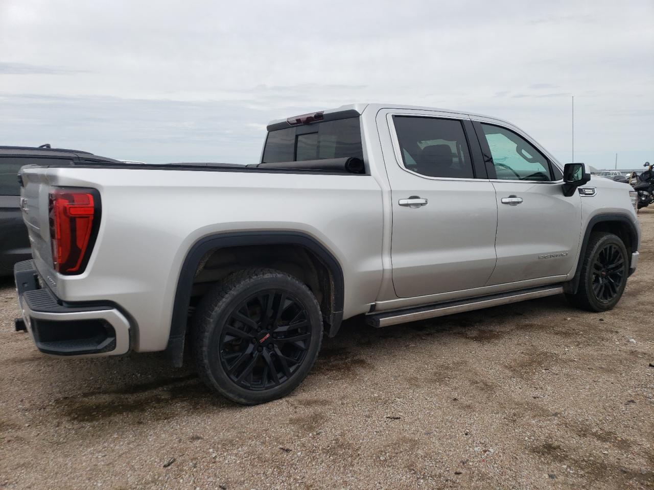 2022 GMC SIERRA K1500 DENALI VIN:3GTUUGET9NG526647