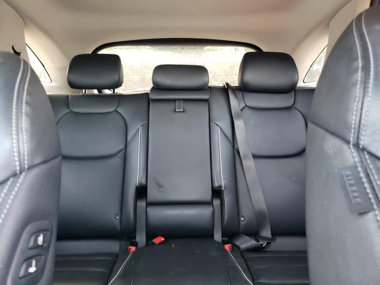 2022 GENESIS GV70 BASE VIN:KMUMADTB4NU061075