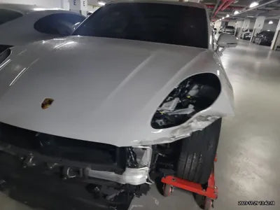 2023 Porsche Macan VIN: