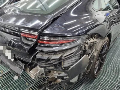 2018 Porsche Panamera VIN: