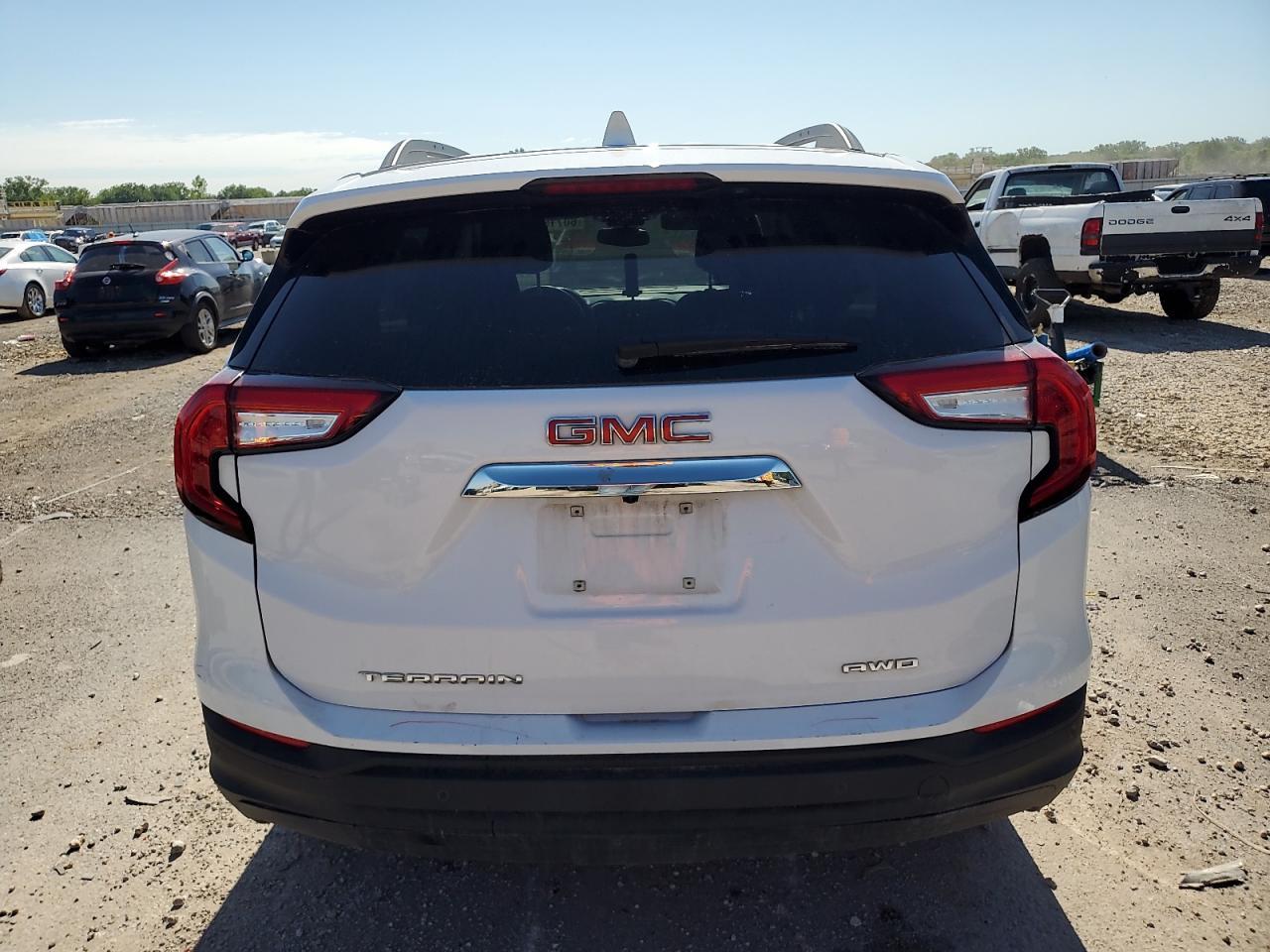 2022 GMC TERRAIN SLE VIN:3GKALTEV3NL138681