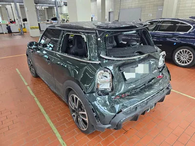 2022 MINI Cooper VIN: