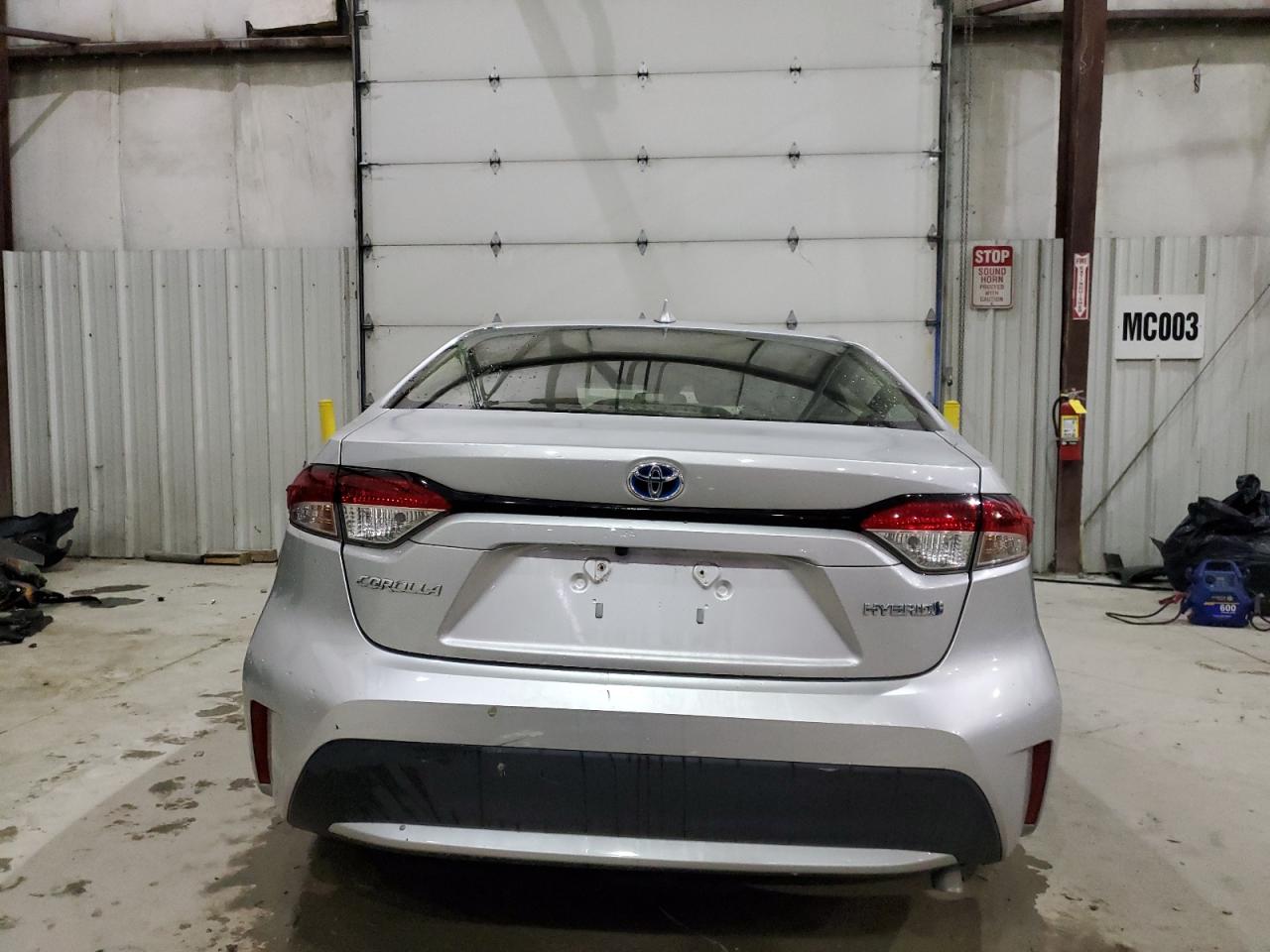 2022 TOYOTA COROLLA LE VIN:JTDEAMDE5NJ043248