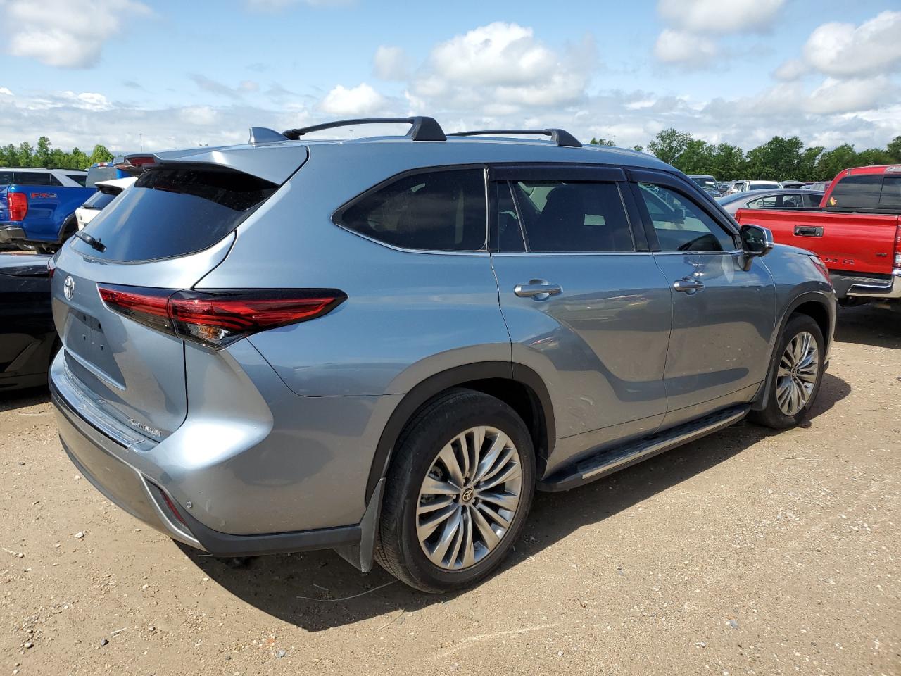 2023 TOYOTA HIGHLANDER L VIN:5TDKDRAH8PS510724