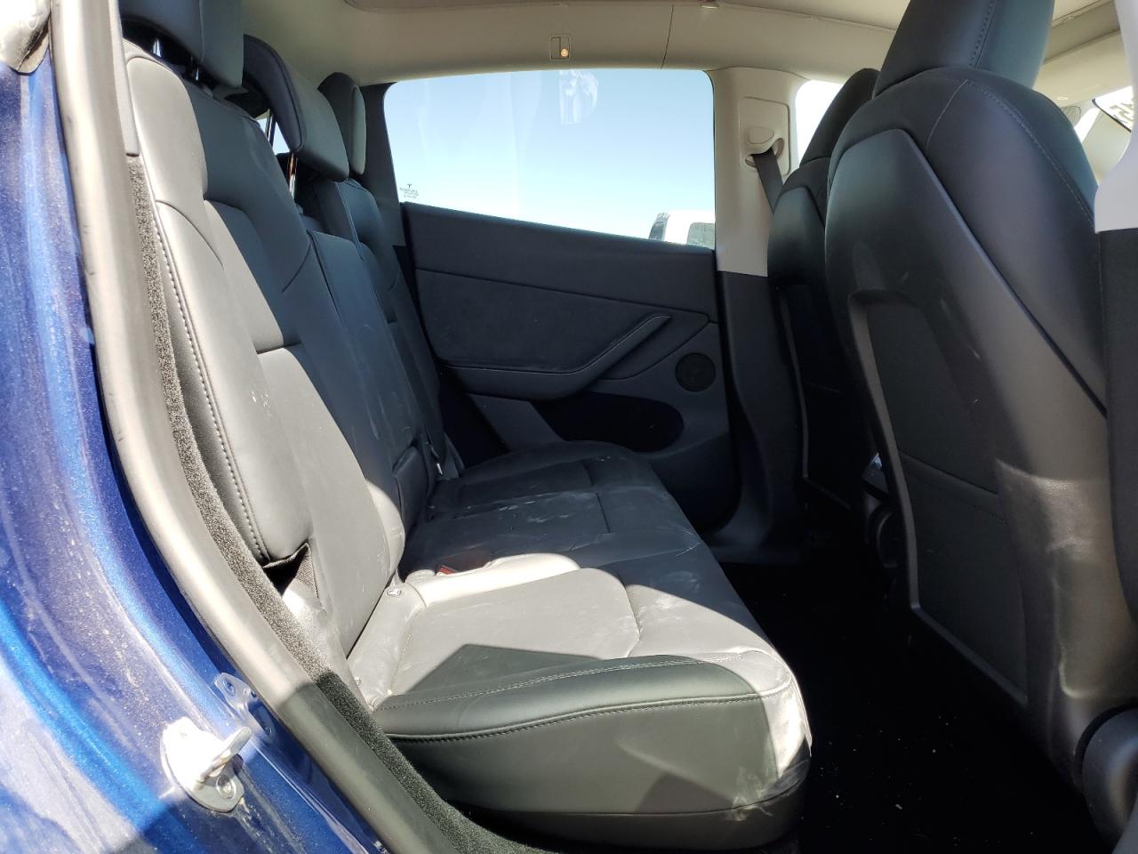 2023 TESLA MODEL Y  VIN:7SAYGDEE3PA106609