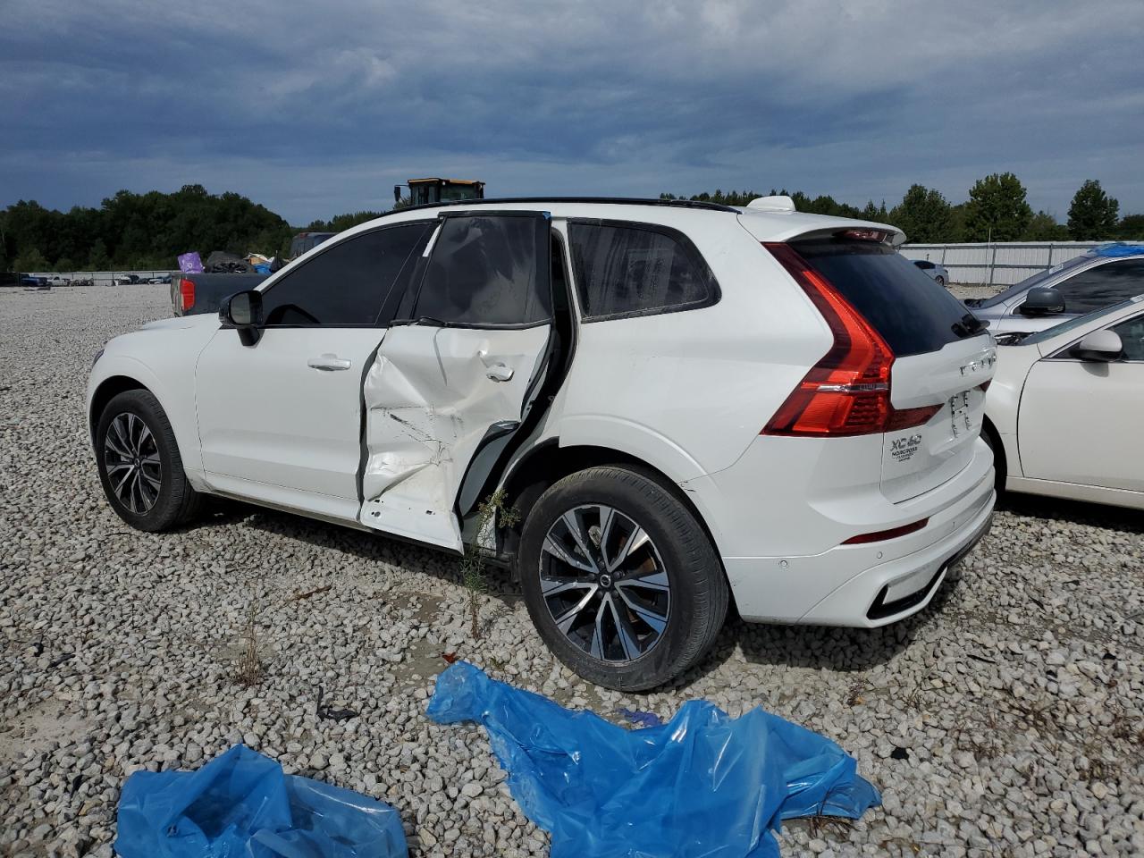 2024 VOLVO XC60 PLUS VIN:YV4L12RL6R1763101