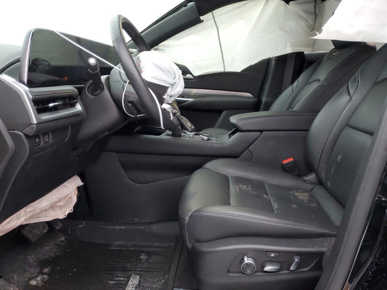 2024 CADILLAC XT4 PREMIUM LUXURY VIN:1GYFZDR4XRF100138