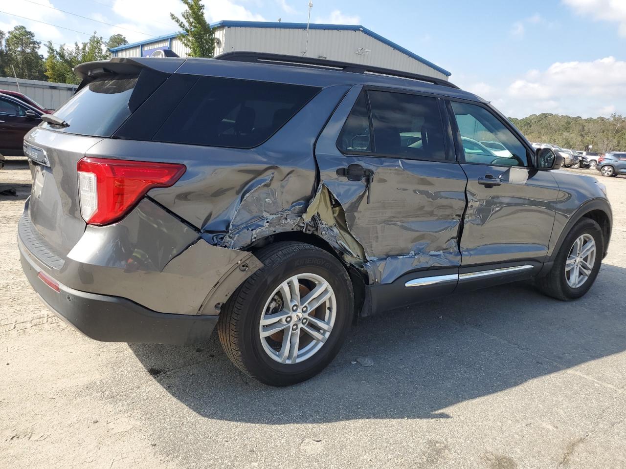 2022 FORD EXPLORER XLT VIN:1FMSK7DH6NGA19464