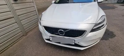2017 Volvo V40 YV1MV79K0H2409493 VIN:YV1MV79K0H2409493