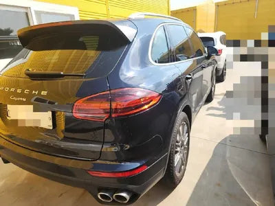 2016 Porsche Cayenne VIN: