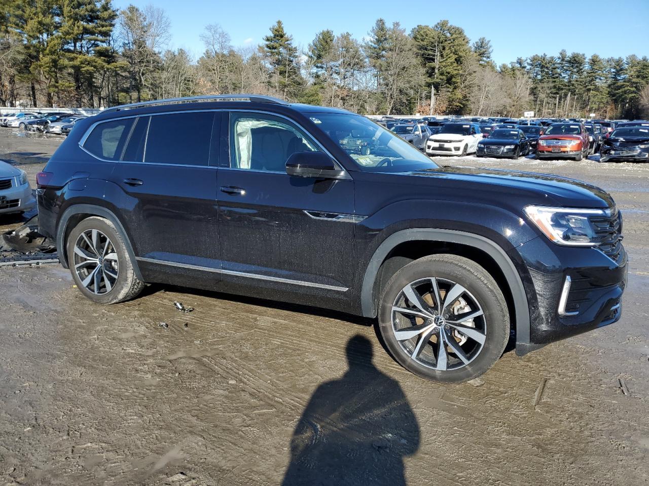 2024 VOLKSWAGEN ATLAS SEL PREMIUM R-LINE VIN:1V2FR2CA4RC623535