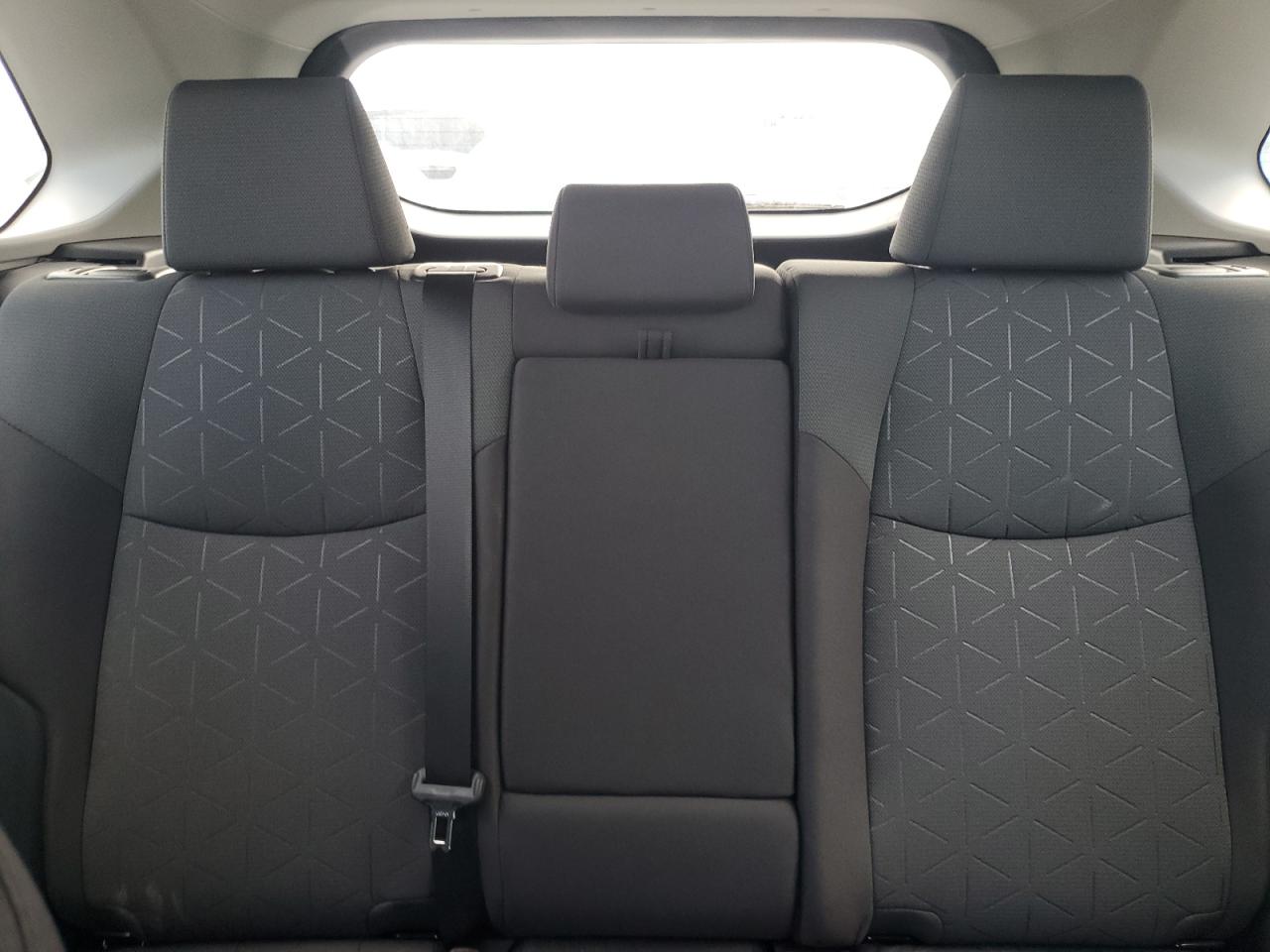 2022 TOYOTA RAV4 XLE VIN:2T3W1RFV5NC189148