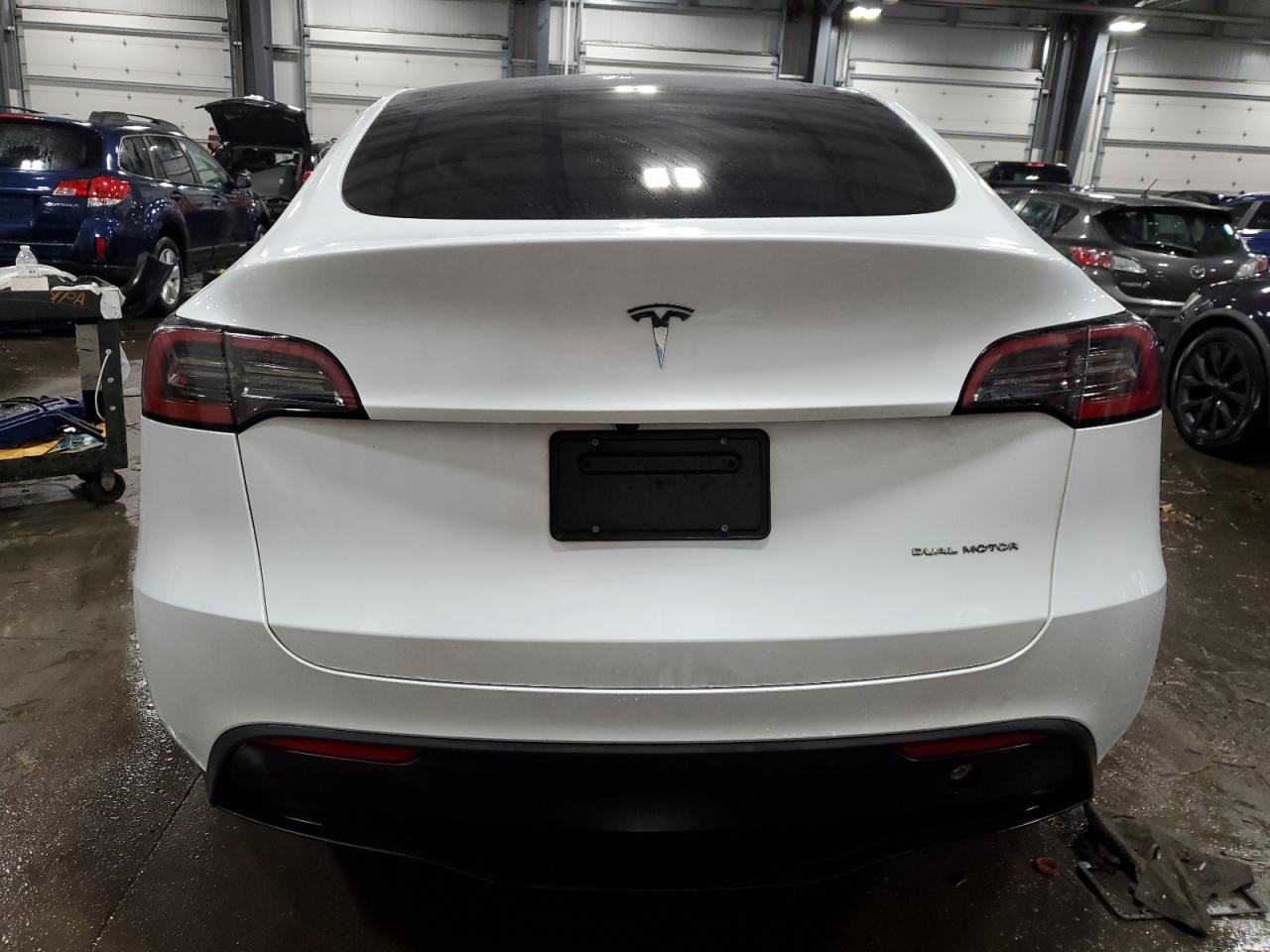 2023 TESLA MODEL Y  VIN:7SAYGDEE5PA189542