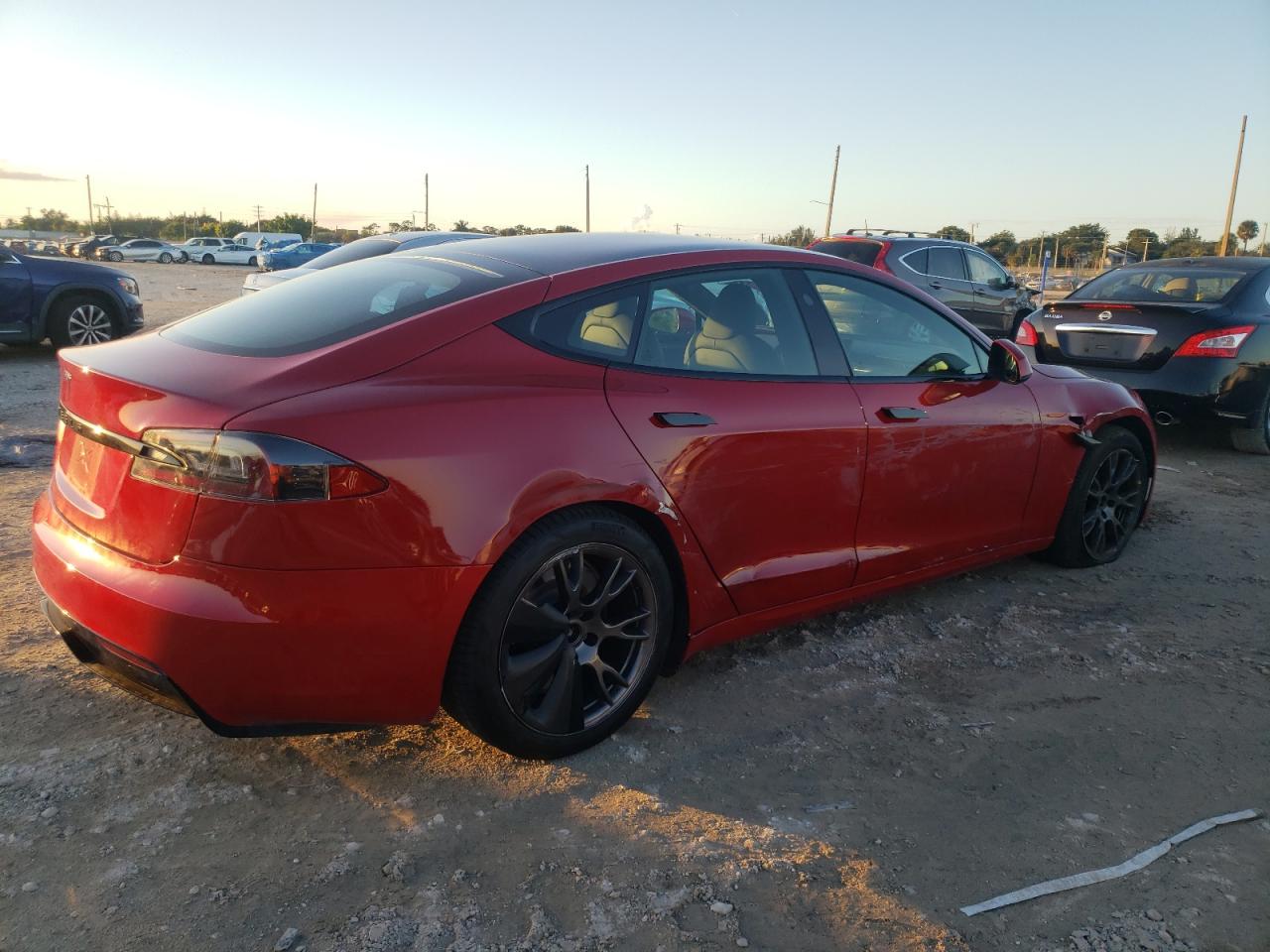 2022 TESLA MODEL S  VIN:5YJSA1E51NF469686