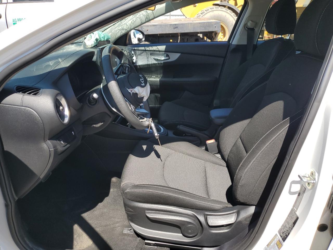 2023 KIA FORTE LX VIN:3KPF24AD9PE554295