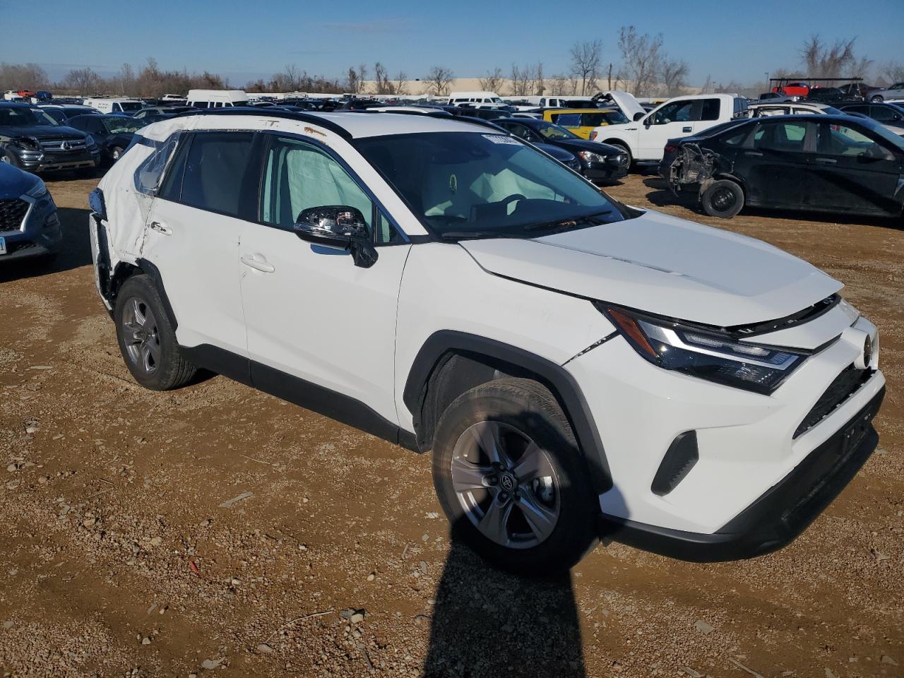 2023 TOYOTA RAV4 XLE VIN:2T3P1RFV1PC352479