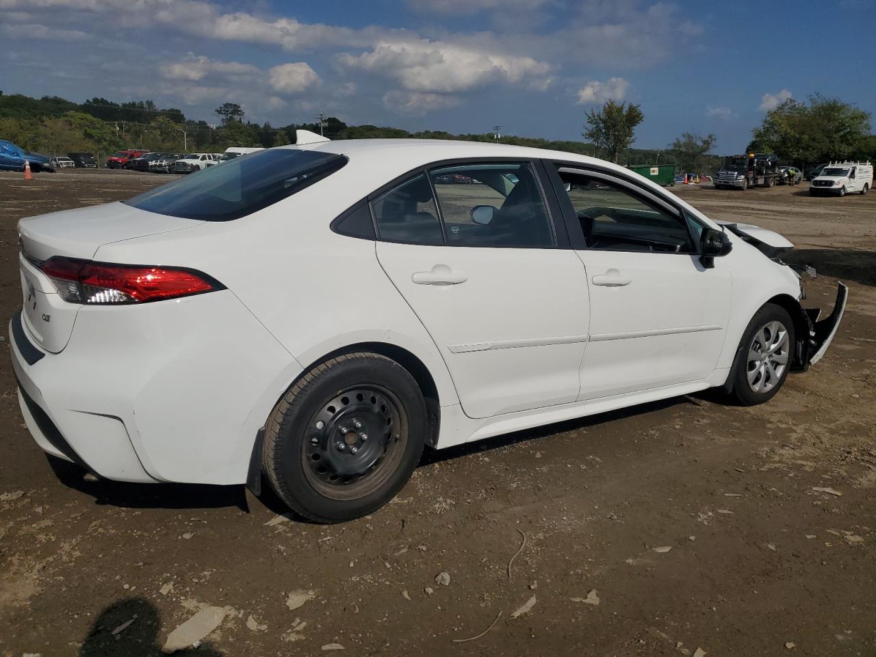 2022 TOYOTA COROLLA LE VIN:5YFEPMAE4NP309373