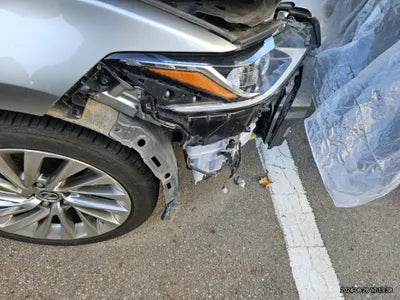 2019 Lexus ES 300 VIN: