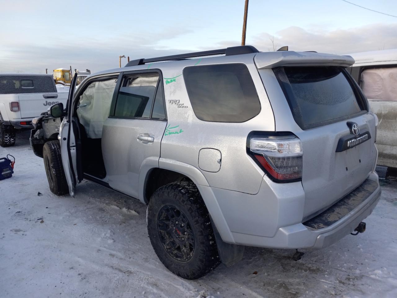 2023 TOYOTA 4RUNNER SE VIN:JTERU5JR0P6090937