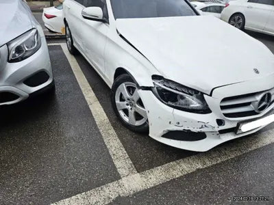 2018 Mercedes-Benz C 200 WDDWF4CB9JF615972 VIN:WDDWF4CB9JF615972