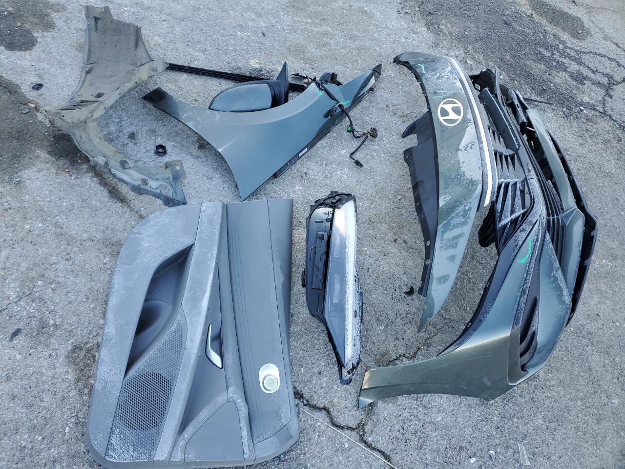 2024 HYUNDAI ELANTRA SE VIN:KMHLL4DG5RU720883