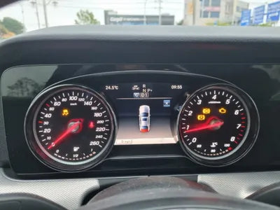 2018 Mercedes-Benz E 200 VIN: