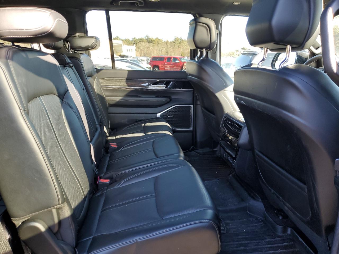 2022 JEEP WAGONEER SERIES II VIN:1C4SJVBT4NS183828
