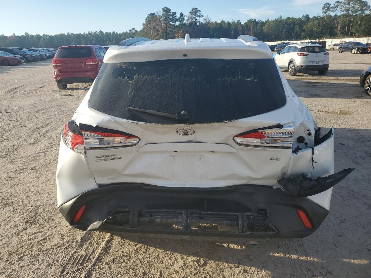 2022 TOYOTA COROLLA CROSS LE VIN:7MUCAAAG0NV007195