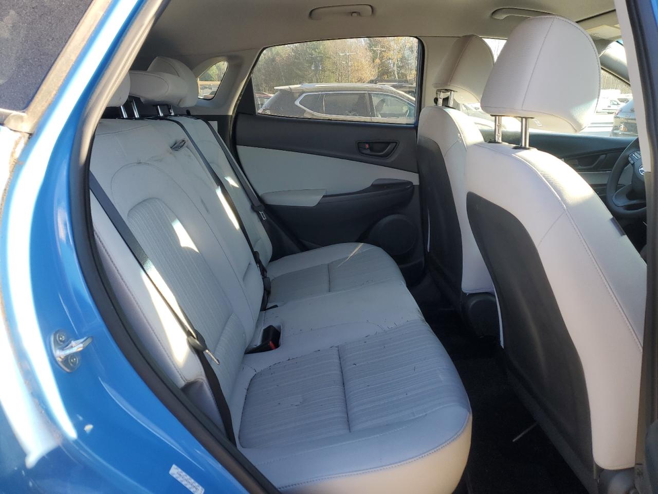 2022 HYUNDAI KONA SEL VIN:KM8K6CAB2NU820987