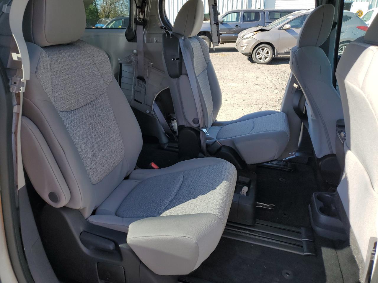 2023 TOYOTA SIENNA LE VIN:5TDKSKFC4PS077574