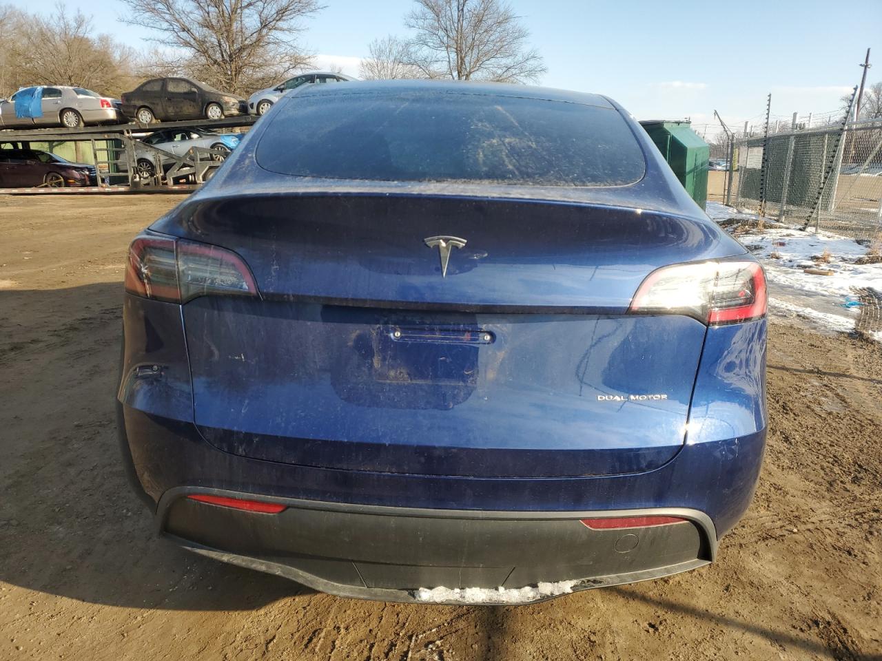 2024 TESLA MODEL Y  VIN:7SAYGAEE4RF077822