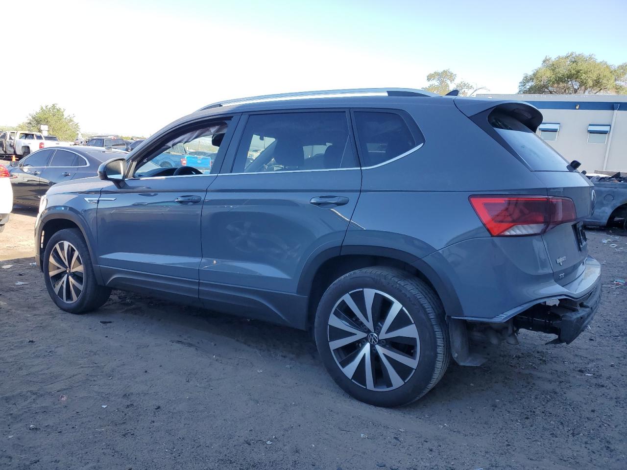 2023 VOLKSWAGEN TAOS SE VIN:3VVNX7B24PM302327